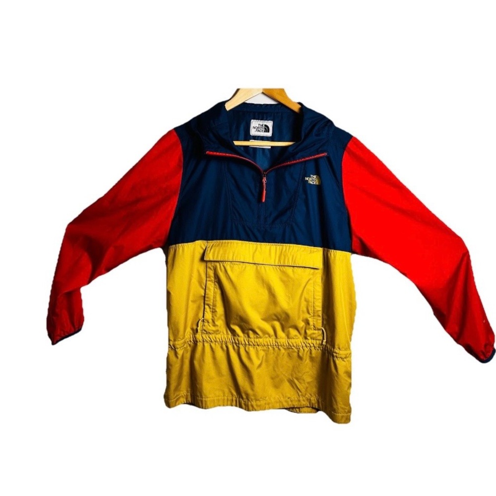 The North Face Jacket
Womens Med Anorak Fanorak
Windwall Windbreaker-Vintage